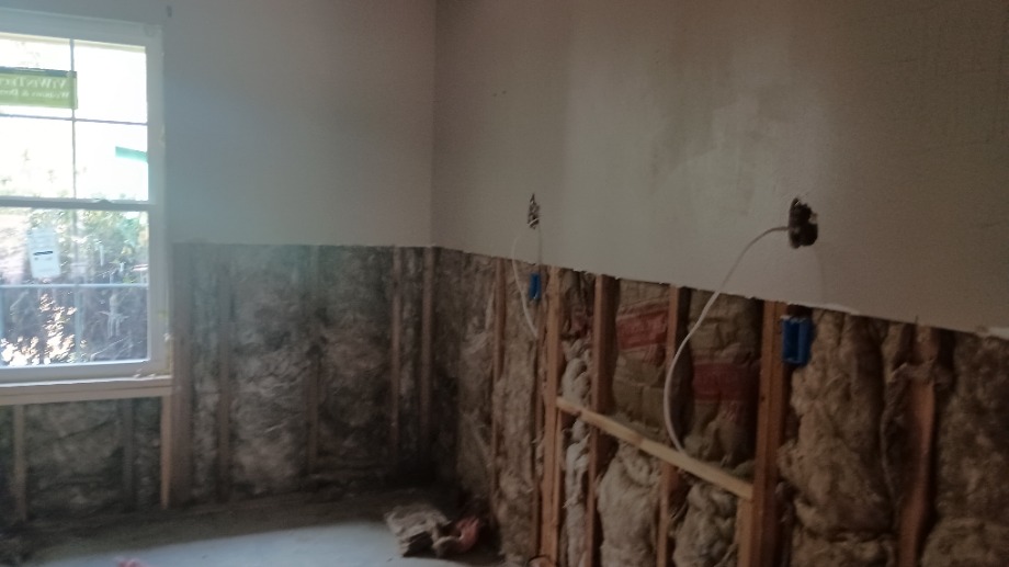 Insulation fiberglass batts Fireplace Sales 