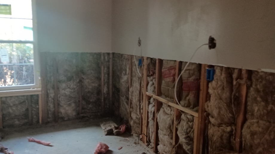 Insulation fiberglass batts Fireplace Sales 